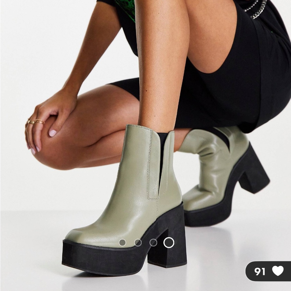 Topshop NWOT green retro boots